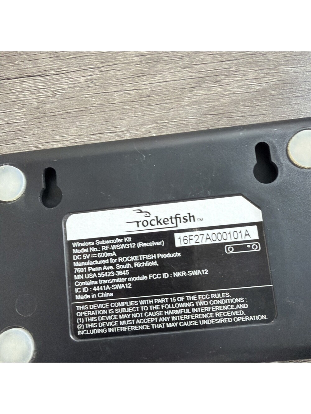 Rocketfish RF-WSW312 Receiver And Sender Wireless Rear Speaker Kit - Picture 5 of 5